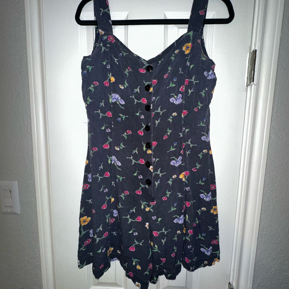 VINTAGE Copper Key Junior Size L Floral Pleated Romper with Button Front Details